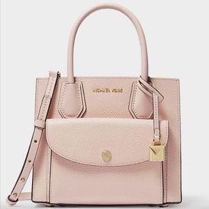 Michael Kors Mercer Medium Pocket Messenger Bag